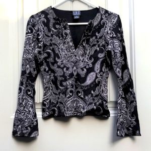 Vintage INC Petite Paisley V-Neck Long Sleeve Top